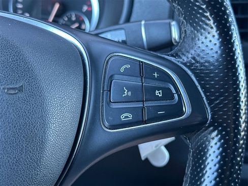 Used 2022 Mercedes-Benz Metris Cargo image 27