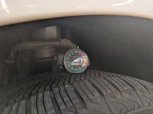 Used 2017 Land Rover Range Rover Sport HSE AWD/4WD image 13