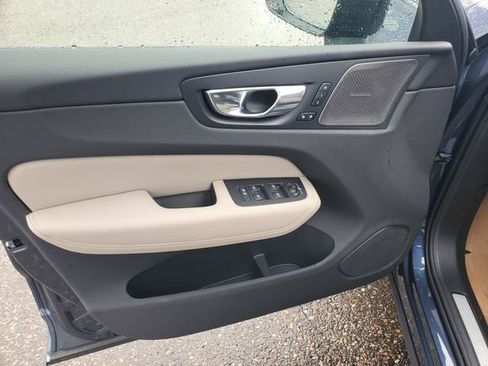 New 2026 Volvo XC60 B5 Plus w/ Protection Package Premier AWD/4WD image 10