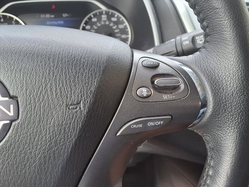 Used 2023 Nissan Murano SV image 23