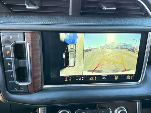 Used 2023 GMC Yukon XL Denali Ultimate image 27