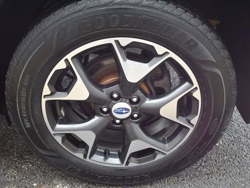 Used 2018 Subaru Crosstrek 2.0i image 40