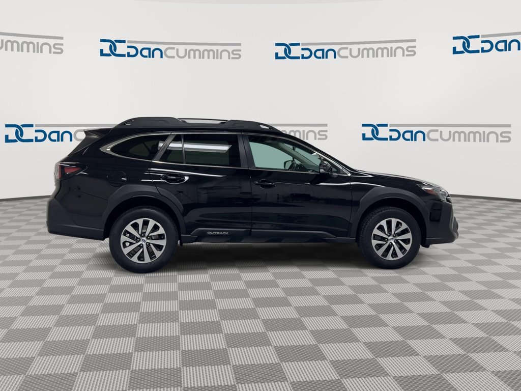 Used 2023 Subaru Outback Premium AWD/4WD image 9
