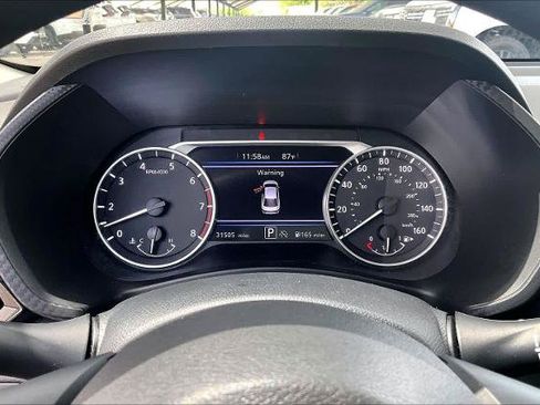 Certified 2024 Nissan Sentra SV FWD image 25