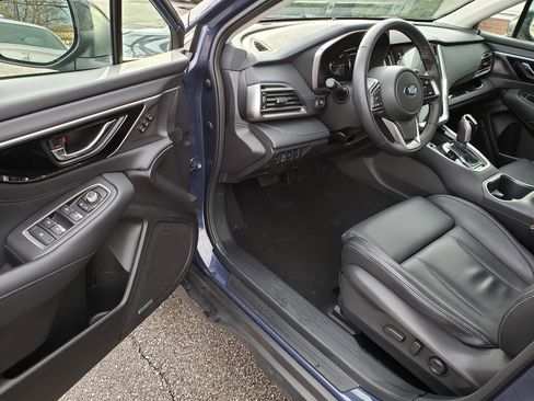 Used 2023 Subaru Outback Limited image 8