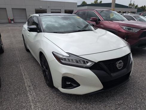 Used 2021 Nissan Maxima SR w/ Sport Mat Group FWD image 1
