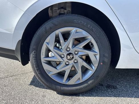 New 2026 Hyundai Elantra Blue image 17