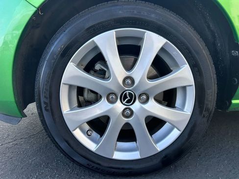 Used 2013 MAZDA MAZDA2 Touring image 50