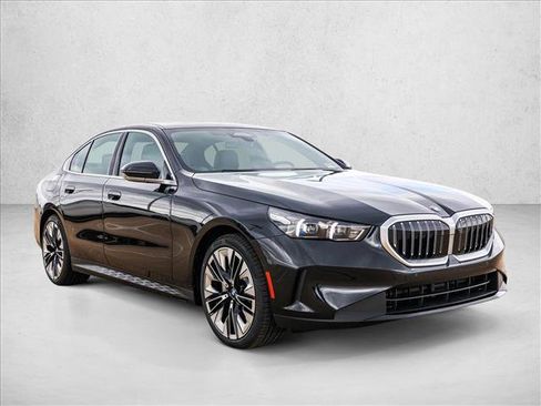 New 2027 BMW 530i xDrive w/ Premium Package AWD/4WD image 3