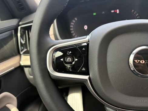 Used 2026 Volvo XC90 B5 Plus w/ Protection Package AWD/4WD image 16