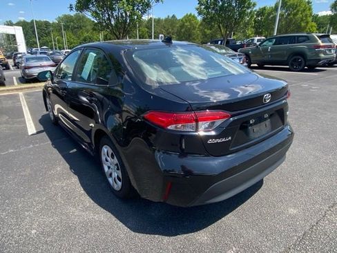 Used 2024 Toyota Corolla LE FWD image 10