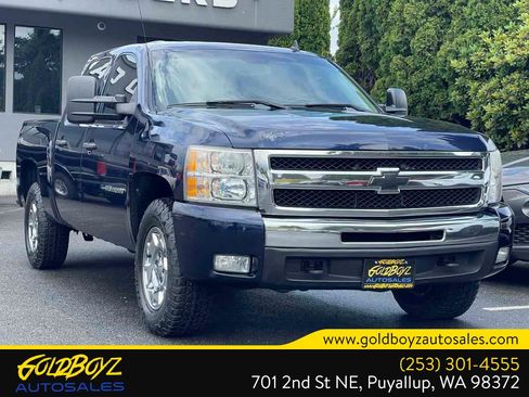 Used 2011 Chevrolet Silverado 1500 LT w/ All-Star Edition AWD/4WD image 2