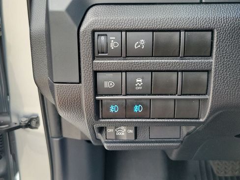 Used 2024 Toyota Tacoma SR RWD image 29