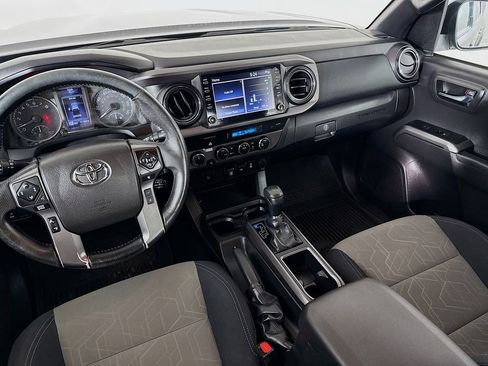 Used 2023 Toyota Tacoma TRD Off-Road image 23