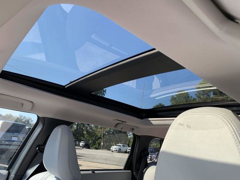 New 2025 Mitsubishi Outlander SEL image 21