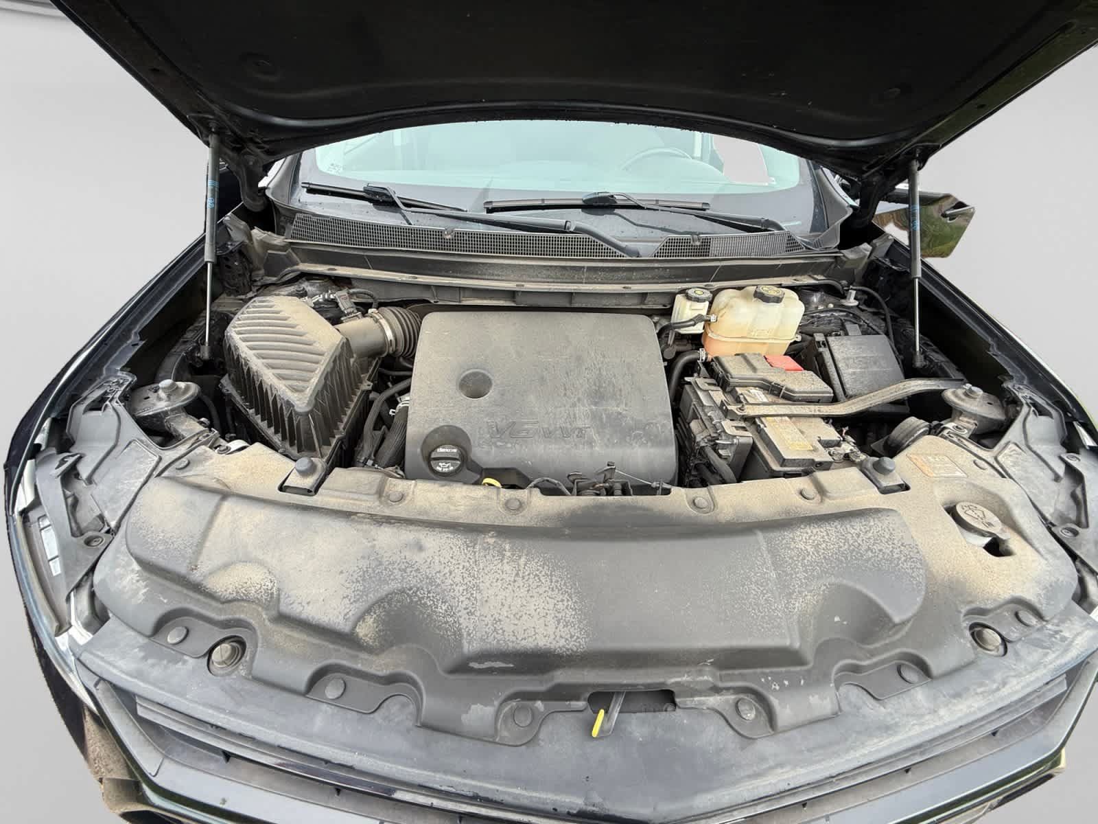 Used 2020 Chevrolet Traverse LT FWD image 23