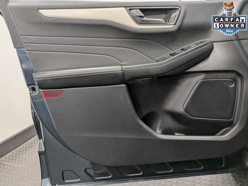 Certified 2022 Ford Escape SE AWD/4WD image 9