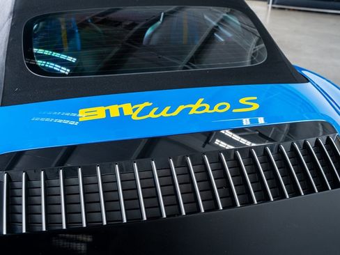 Used 2022 Porsche 911 Turbo S image 33