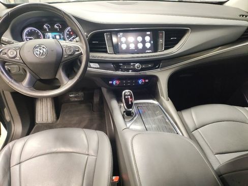Used 2018 Buick Enclave Essence FWD image 33