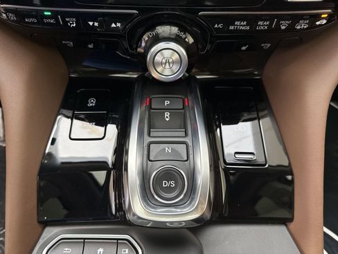 Certified 2024 Acura MDX SH-AWD w/ Technology Package image 19