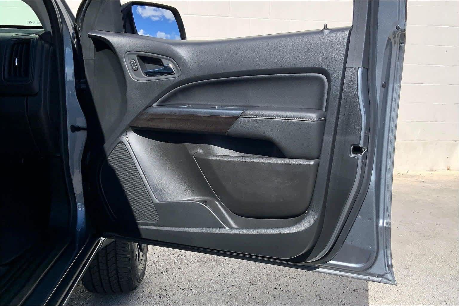 Used 2022 GMC Canyon Elevation RWD image 28