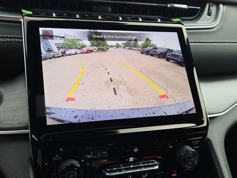 New 2025 Jeep Grand Cherokee L Limited w/ Black Appearance Package image 32