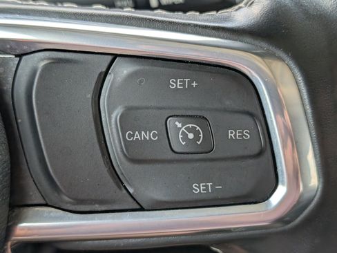 Used 2023 Jeep Gladiator Overland w/ Popular Equipment Package AWD/4WD image 15