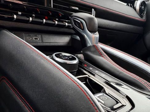 Used 2025 Chevrolet Colorado Z71 image 18