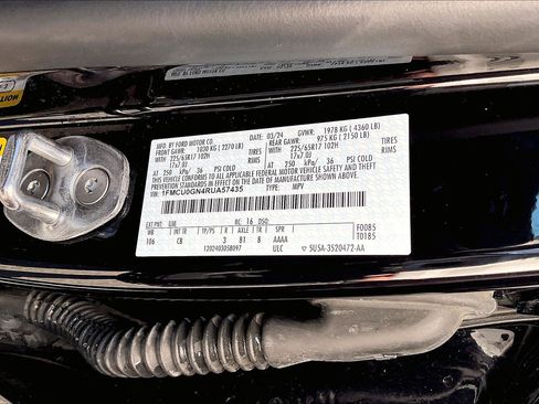 Used 2024 Ford Escape Active FWD image 30
