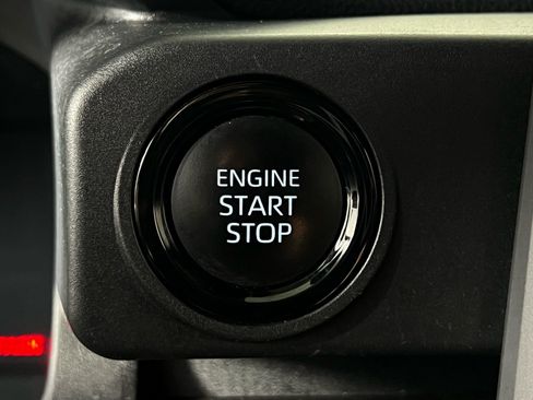 Certified 2024 Toyota Tacoma SR5 image 21