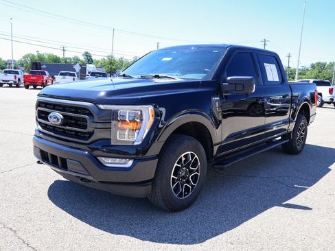 Used 2022 Ford F150 XLT w/ Equipment Group 302A High AWD/4WD image 26