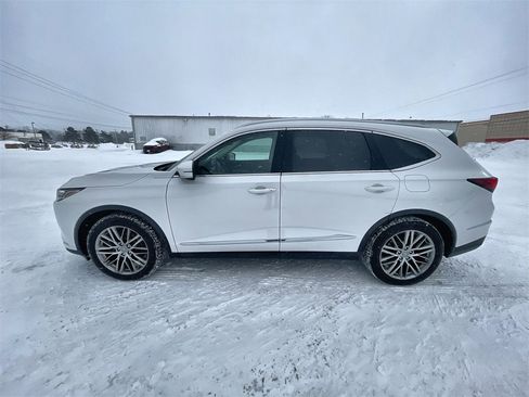 Used 2023 Acura MDX SH-AWD w/ Advance Package image 5