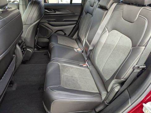 New 2025 Jeep Grand Cherokee Altitude RWD image 29