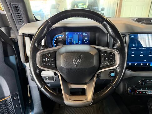 Used 2021 Ford Bronco Badlands AWD/4WD image 17