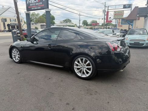 Used 2011 INFINITI G37 x Coupe w/ Premium Pkg AWD/4WD image 4