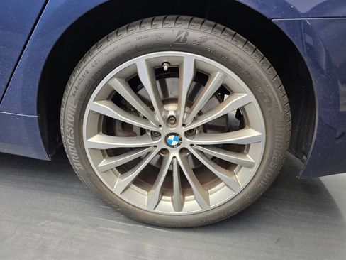 Certified 2023 BMW 540i 540i w/ Convenience Package image 18