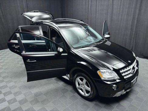 Used 2010 Mercedes-Benz ML 550 4MATIC image 21