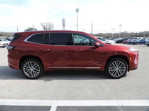 New 2026 Buick Enclave Avenir image 4