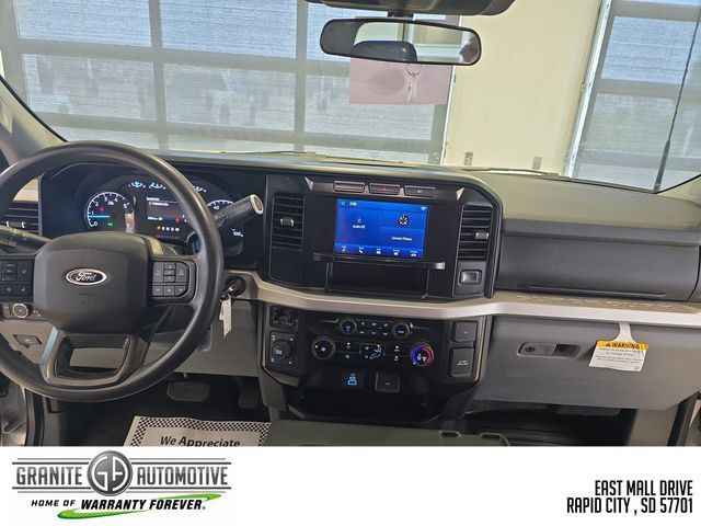 Used 2024 Ford F350 XLT AWD/4WD image 13