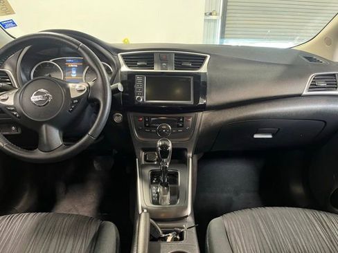 Used 2019 Nissan Sentra SV FWD image 20