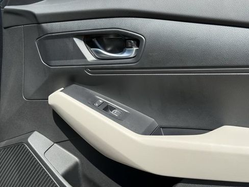 Used 2025 Honda Accord LX image 27