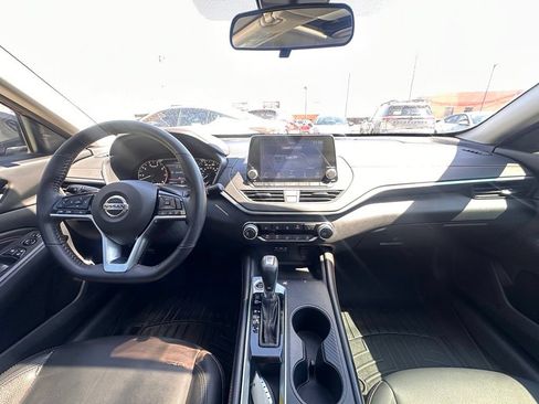 Used 2021 Nissan Altima 2.5 SR w/ SR Premium Package FWD image 16