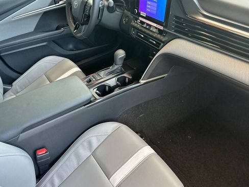 New 2026 Toyota Camry SE FWD image 18