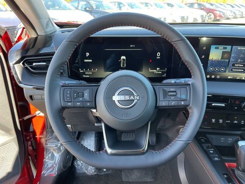 New 2026 Nissan Kicks SR w/ Cold Weather Package image 14