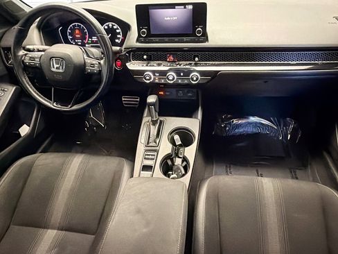Used 2024 Honda Civic Sport image 12