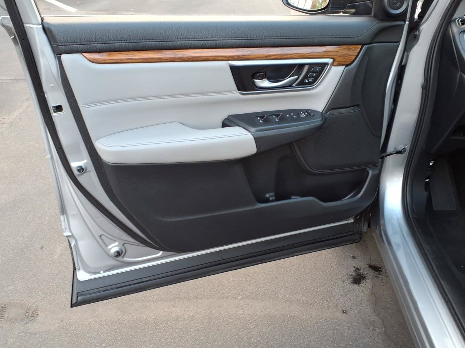 Used 2021 Honda CR-V Touring image 13