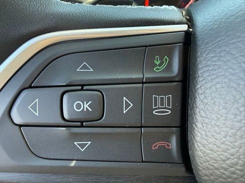 New 2025 Jeep Grand Cherokee L Limited w/ Trailer Tow Package image 12