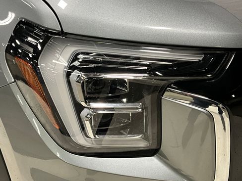 Used 2025 GMC Terrain Elevation image 26