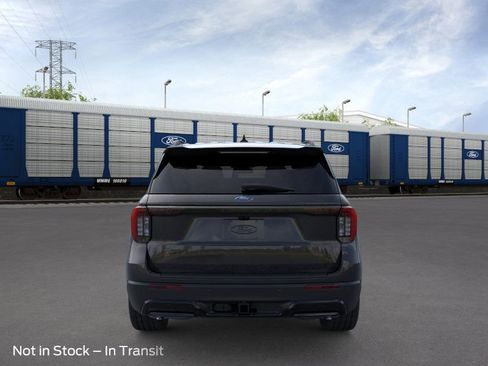 New 2026 Ford Explorer ST-Line RWD image 5