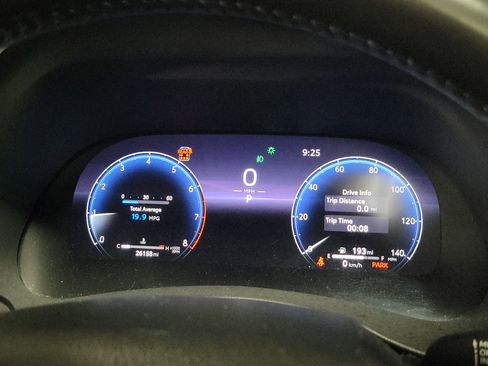 Used 2023 Toyota Highlander Limited image 25